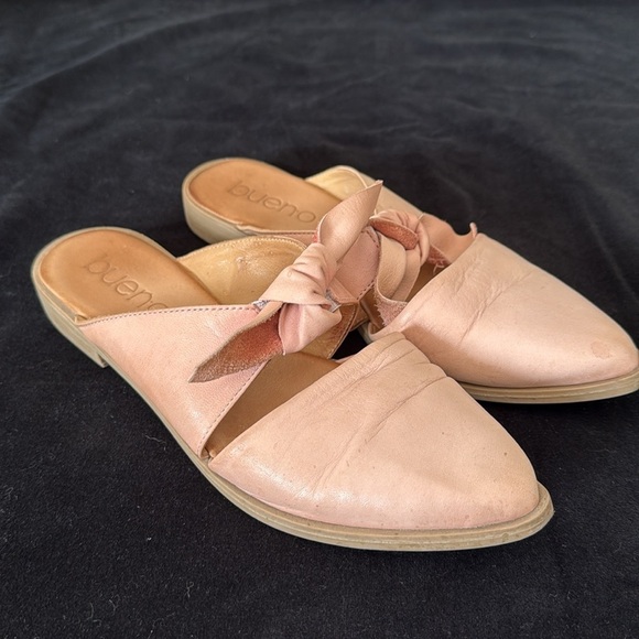 Bueno Shoes - Bueno pale petal pink Leather Women's bow Mules size 36